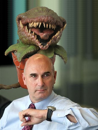 grant-monsanto-plant hugh grant of monsanto with gmo plant