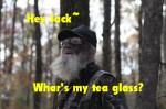 Duck Dynasty’s Uncle Si Fires Assistant Over Clean Tea Cup