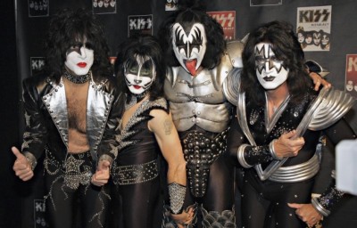 KISS To Re-record Classic Albums With New Lineup.