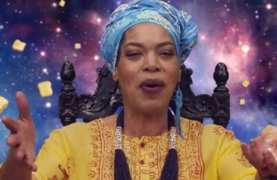 Miss Cleo warns Hillary Clinton