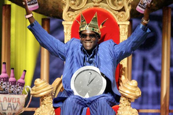 headlines today, flavor flav