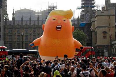 trump balloon, new babysitter